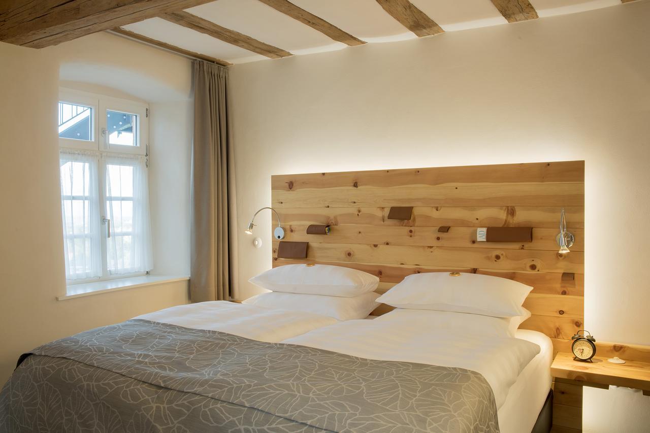 Burggarten Appartements Neuleiningen Eksteriør bilde